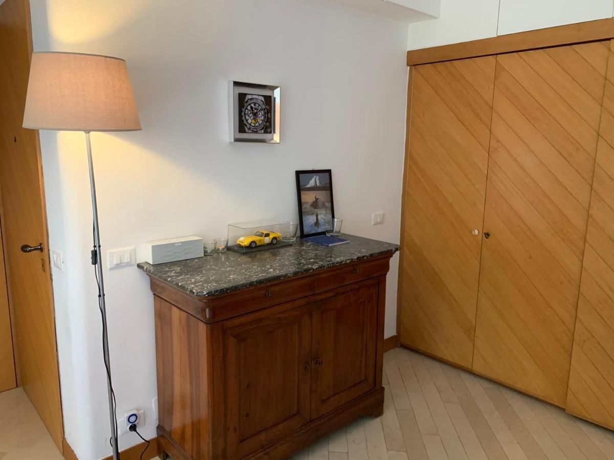 Very Central Suite Apartment With 1Bedroom Next To The Underground Train Station Monaco And 6Min From Casino Place Exterior foto